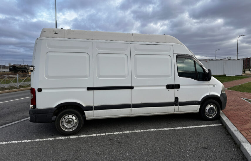 Renault Master, высота: 2,1 м
